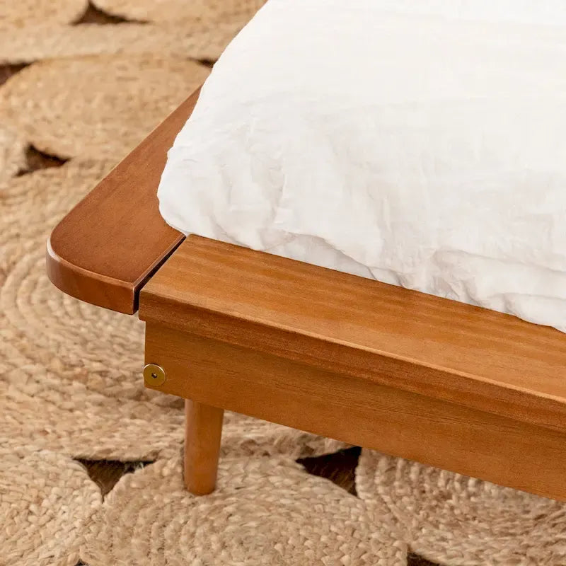 Lit à plateforme avec fuseaux et pieds fuselés en bois de pin massif Noyer / Caramel / Blanc / Chêne clair / Noir – Simple / Queen / King