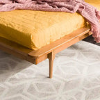 Lit à plateforme avec fuseaux et pieds fuselés en bois de pin massif Noyer / Caramel / Blanc / Chêne clair / Noir – Simple / Queen / King