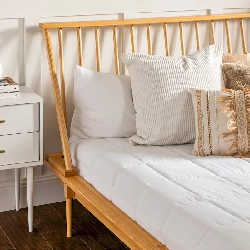 Lit à plateforme avec fuseaux et pieds fuselés en bois de pin massif Noyer / Caramel / Blanc / Chêne clair / Noir – Simple / Queen / King