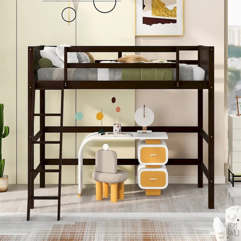 Lit mezzanine simple en pin massif, coloris espresso / blanc / gris, avec échelle et barrières de sécurité