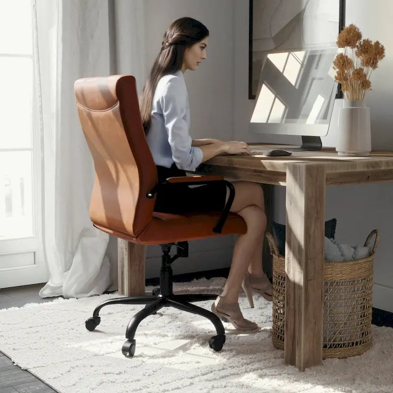 Fauteuil de bureau de direction pivotant à dossier haut en similicuir noir / blanc / gris / marron, avec dossier capitonné, accoudoirs rembourrés et hauteur réglable – Simple