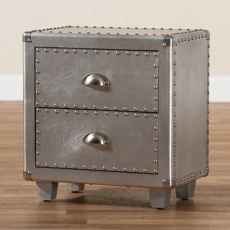 Table de bout à 2 tiroirs en métal argenté et MDF avec détails cloutés – Simple