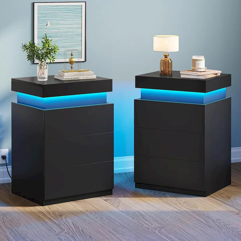Table de chevet en MDF noir avec lumières LED RVB, tiroir supérieur coulissant et station de charge (2 prises CA + 2 ports USB) – Simple
