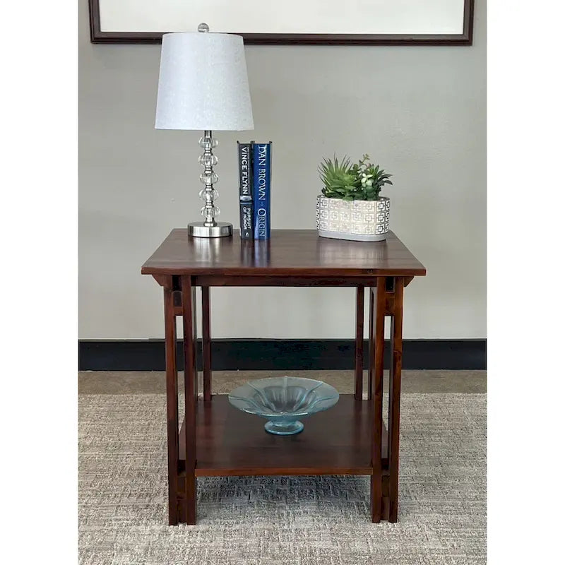 Table d'appoint en bois d'acacia massif, finition naturelle/acajou, avec étagère inférieure et pieds réglables – Simple